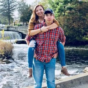 Meet your Posher, Michaela