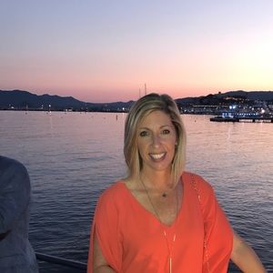 Meet your Posher, Sandy