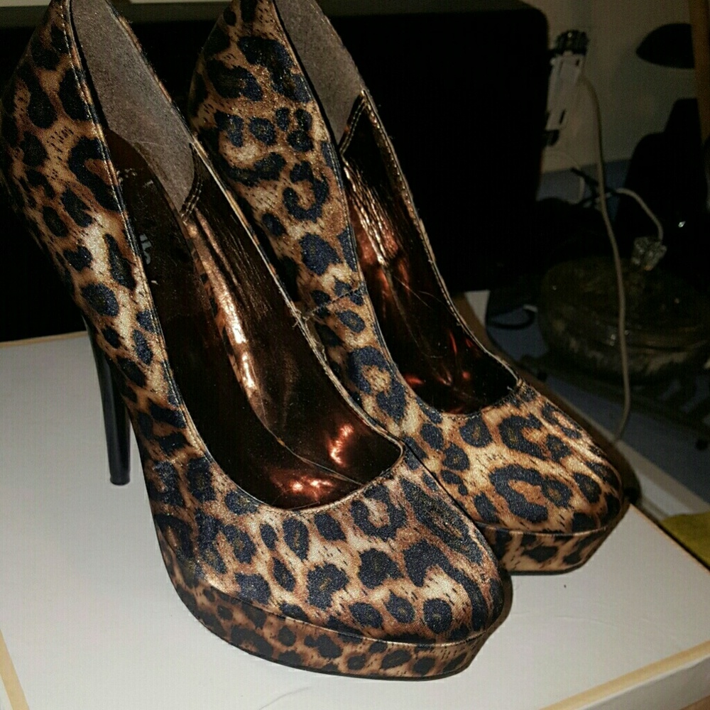 Animal print platform heels