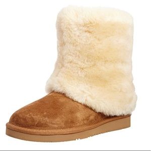 Women’s Ugg Patten Boot - RARE