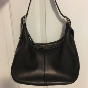 Coach- Black leather shoulder bag