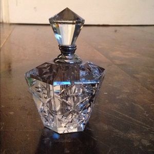 Perfume bottle