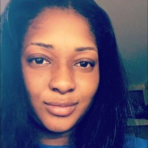 Meet your Posher, Latesha