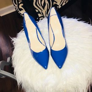 Nine West pumps!