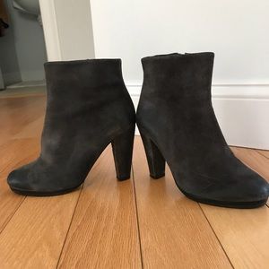 N.D.C. distressed boots in size 36