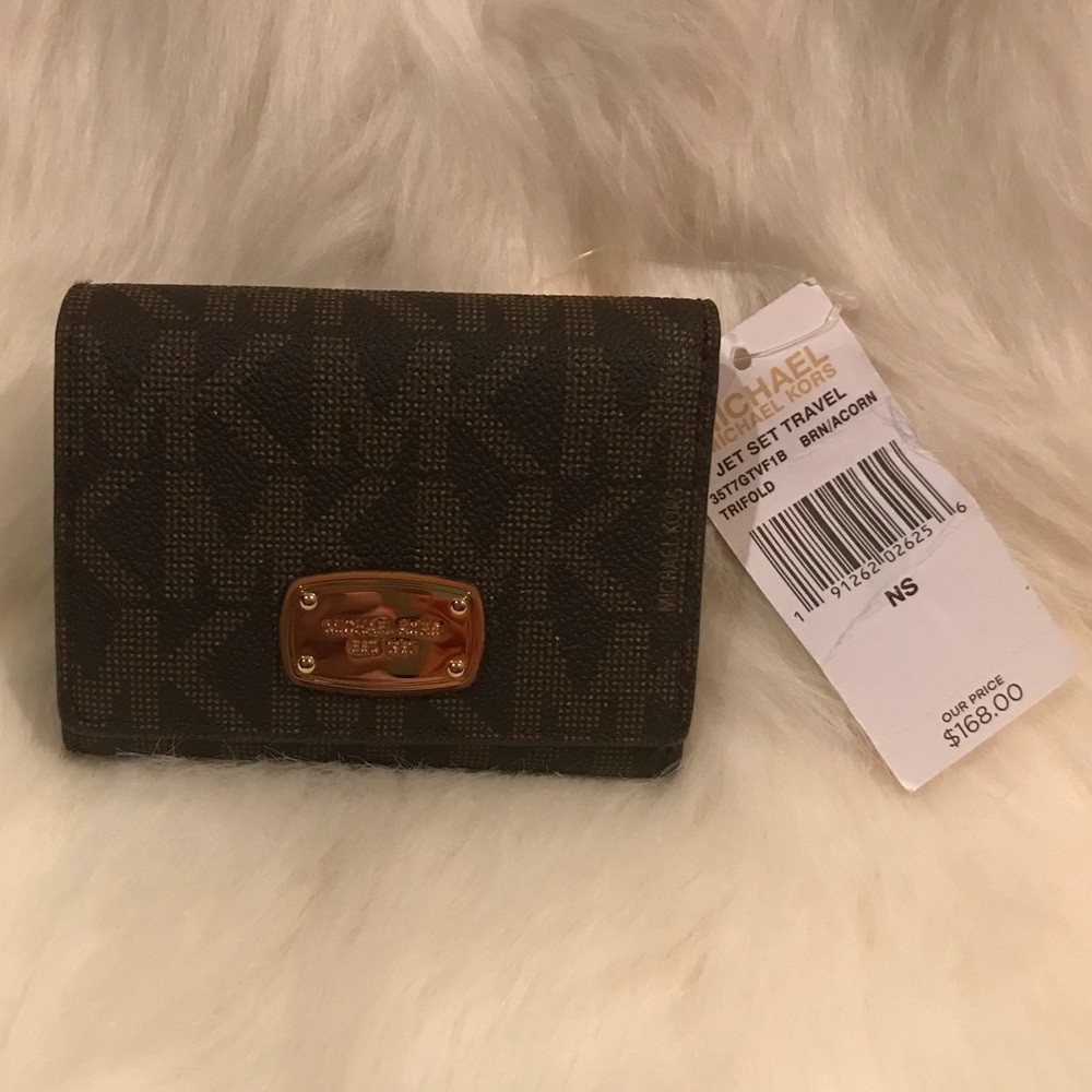 NWT Michael Kors Wallet