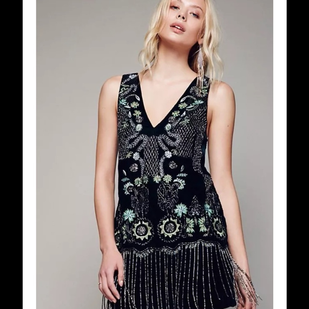 FREE PEOPLE SNAKE EYE BEADED MINI DRESS V NECK SM