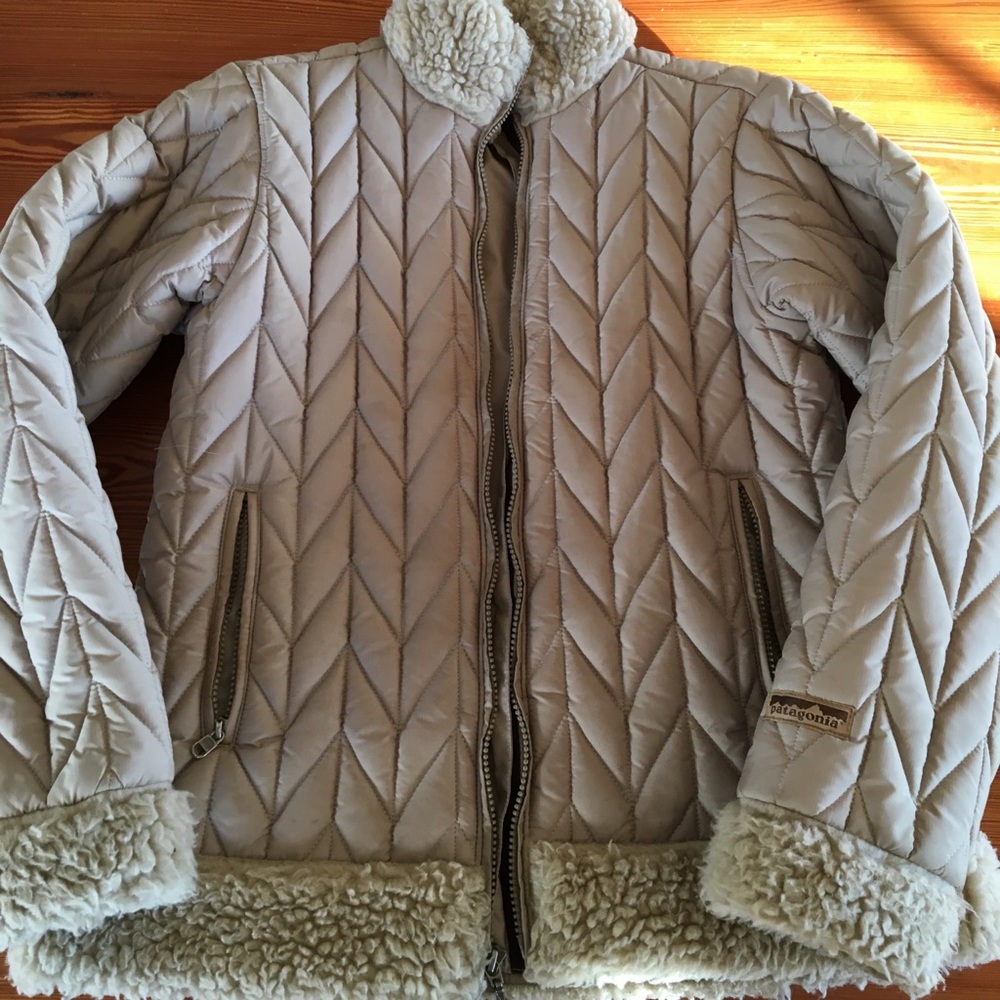 Women’s Patagonia Down Jacket Size Small