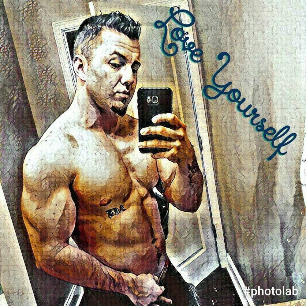 Meet your Posher, Adam