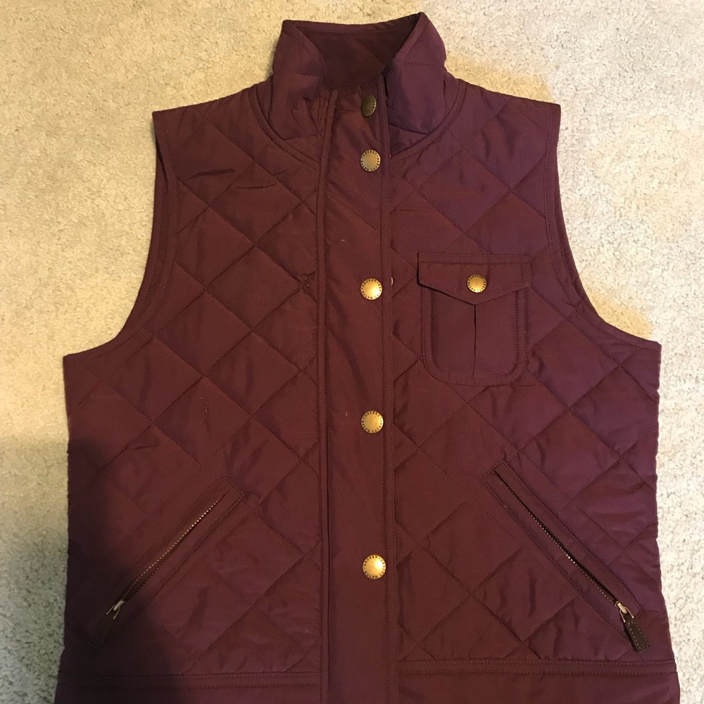Ralph Lauren Quilt Plum Vest in size Small Petite