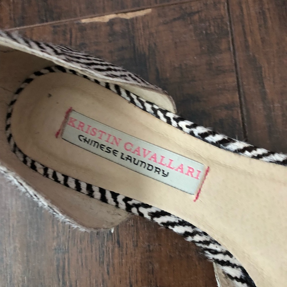 Pointy toe flats