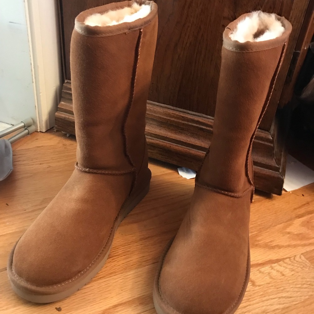 Koolaburra boots by UGG