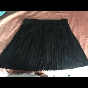 Forever 21 Black Ribbed Mini Skirt