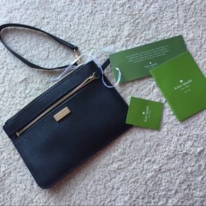 NWT Kate spade black Wristlet