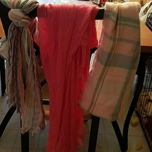 Scarfs