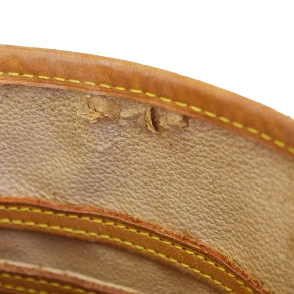 Authentic LOUIS VUITTON Bucket PM - Picture 6 of 6