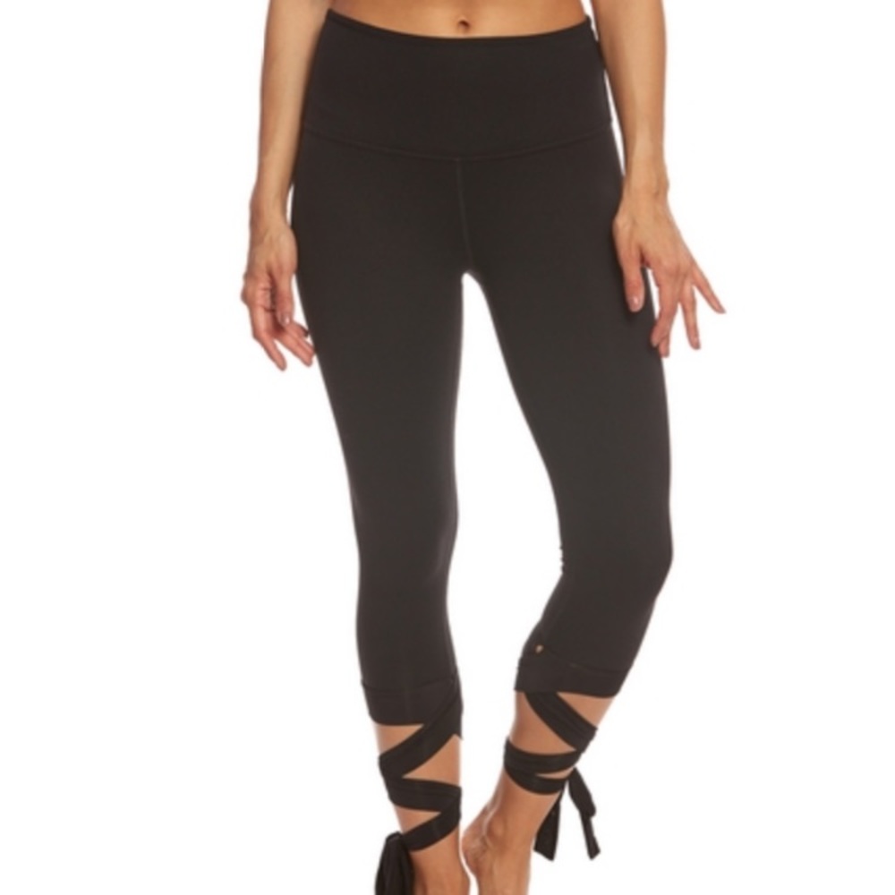 NWT Beyond Yoga Leggings
