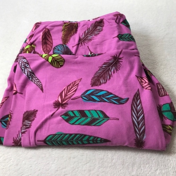 LuLaRoe Pants - LuLaRoe Tall and curvy leggings new with tags