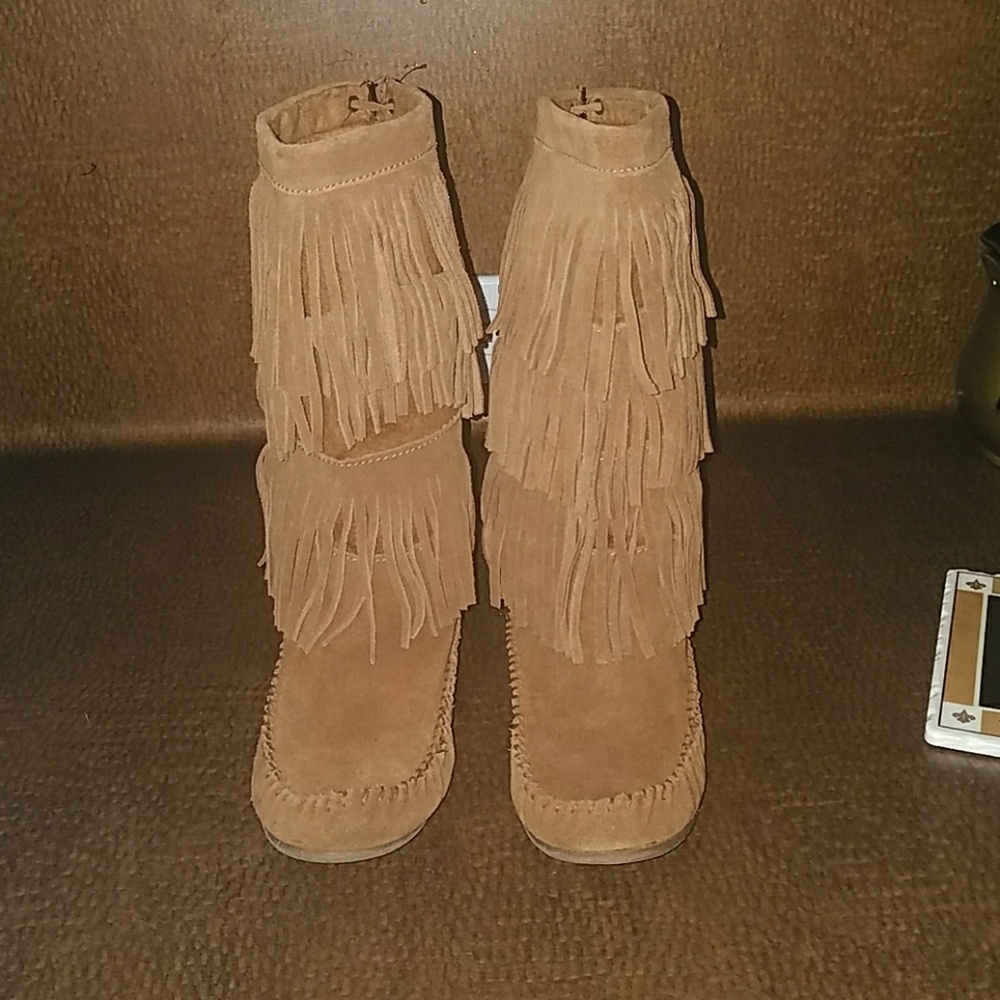 Steve Madden Fringe boots