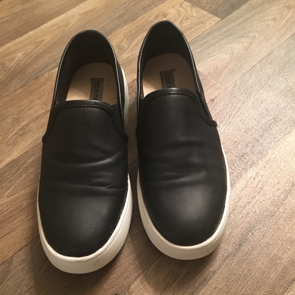 Steve Madden Platform Slip On