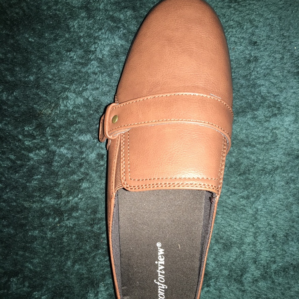 Light Brown Comfortview Slides, new without box