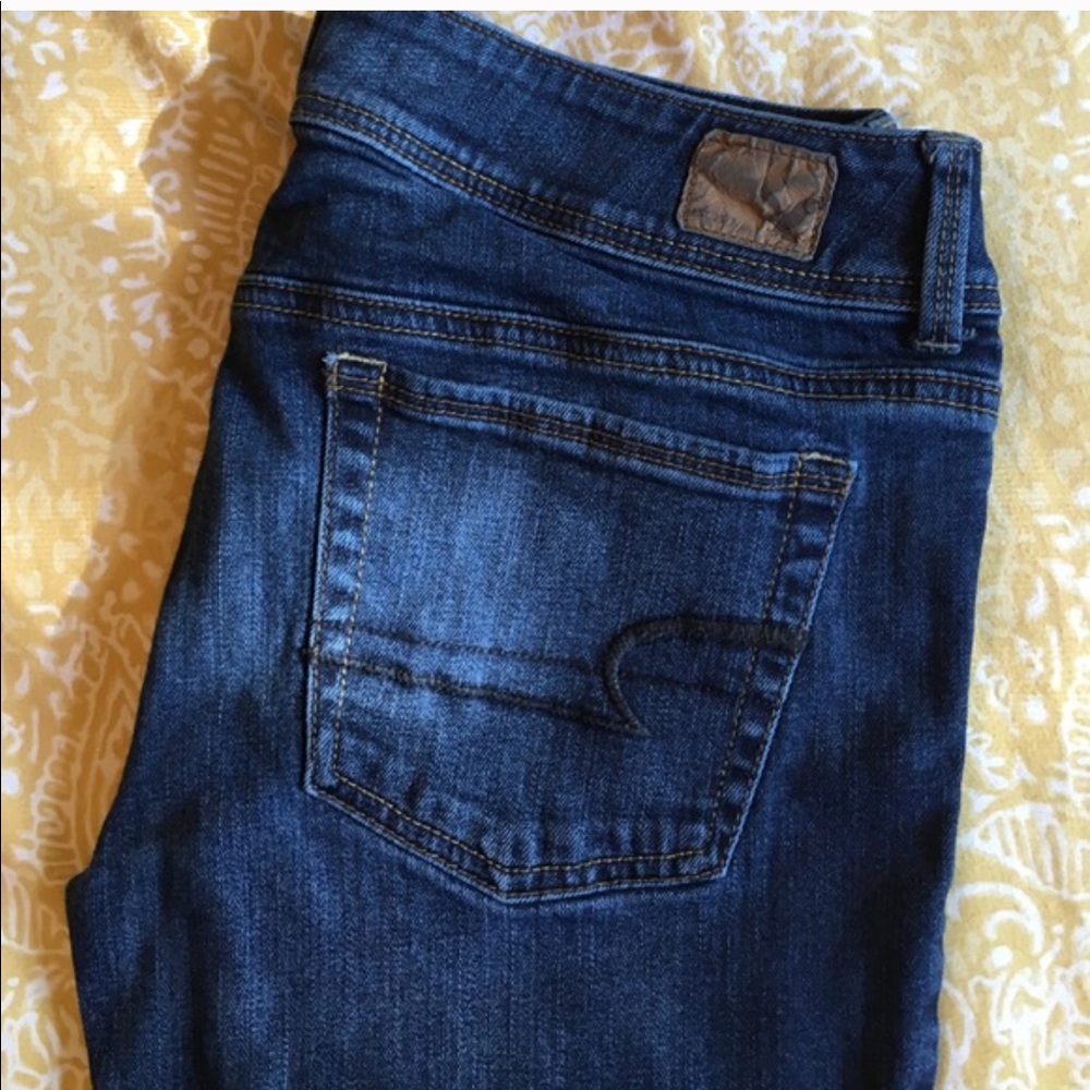 Dark wash American Eagle kick boot jeans