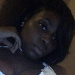 Meet your Posher, Camille