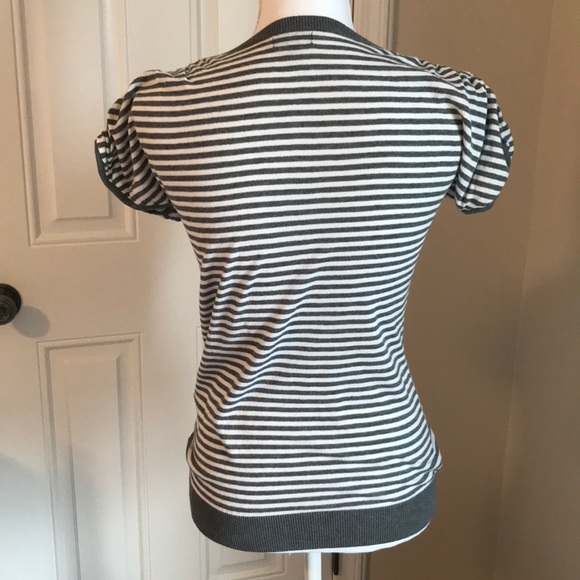 Gray and white striped sweater short sleeve top - Picture 2 of 7