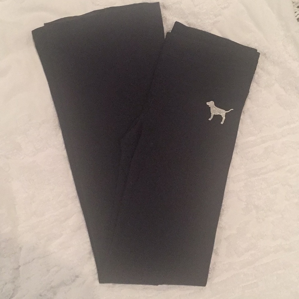 VS yoga pants