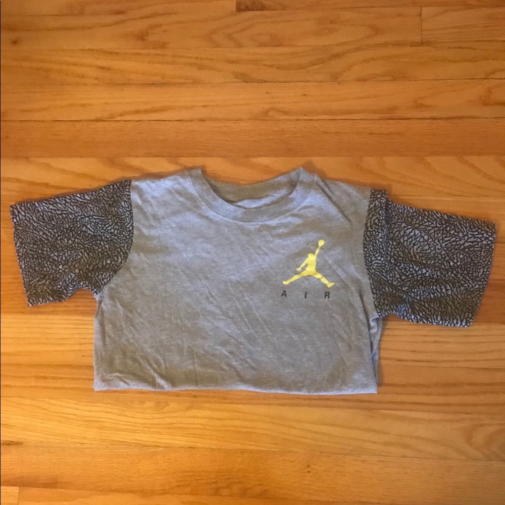 Youth Nike Air Jordan T-shirt, Sz Medium