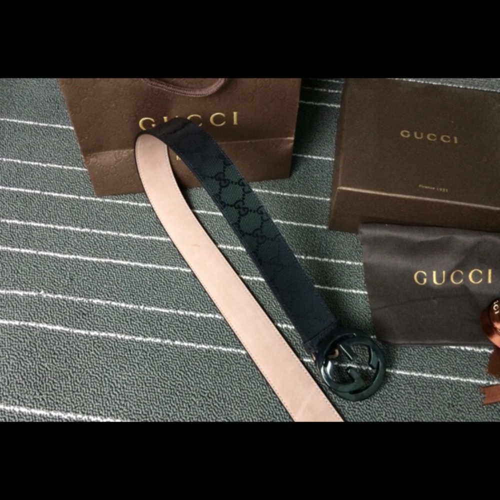 Gucci black belt