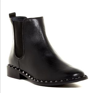 Schutz blank fabulous boots fairly new