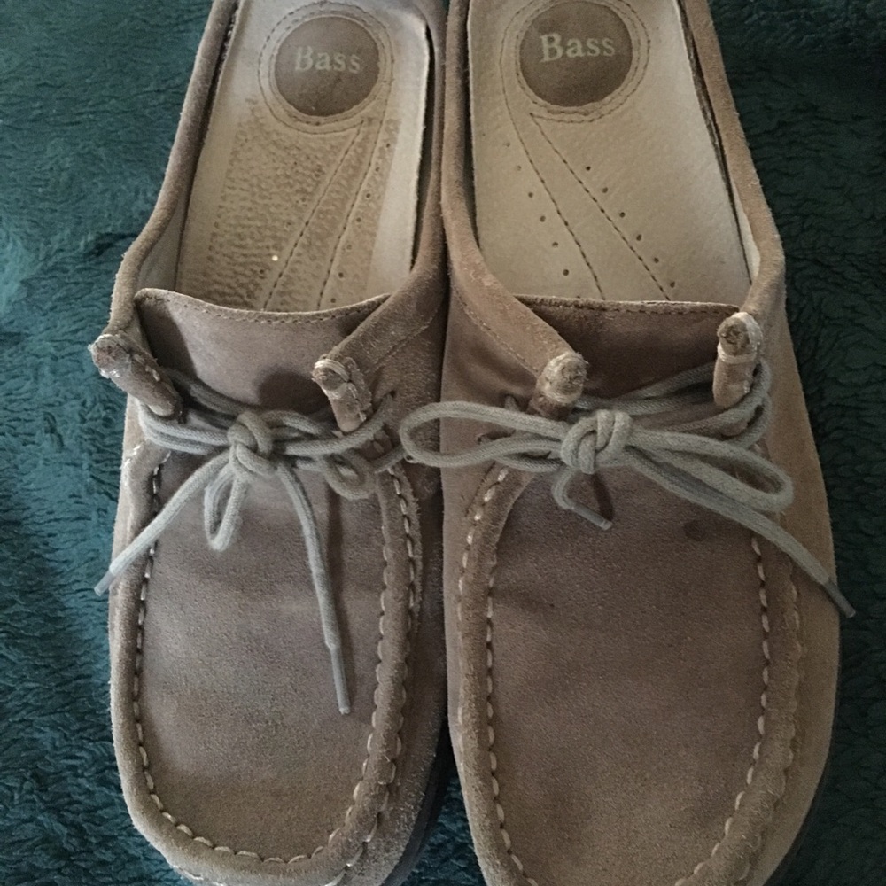 Bass Clogs size 10