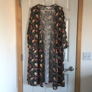 Lularoe Floral Sarah Small