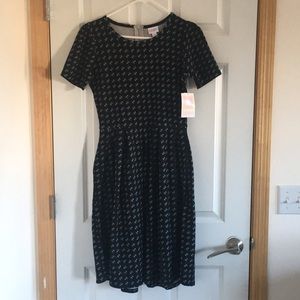 Lularoe Amelia Medium