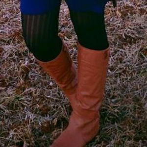 CAMEL COLORED RIDING BOOTS