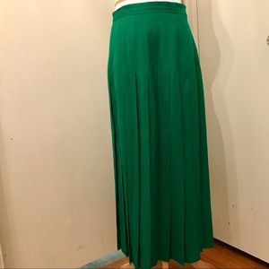 Vintage Pleated Green Skirt
