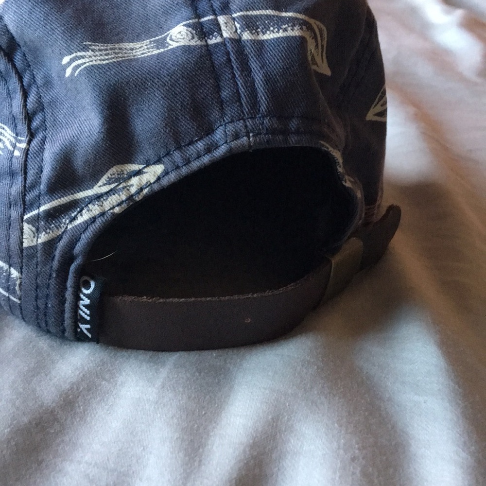 Only 5 Panel - Picture 2 of 3