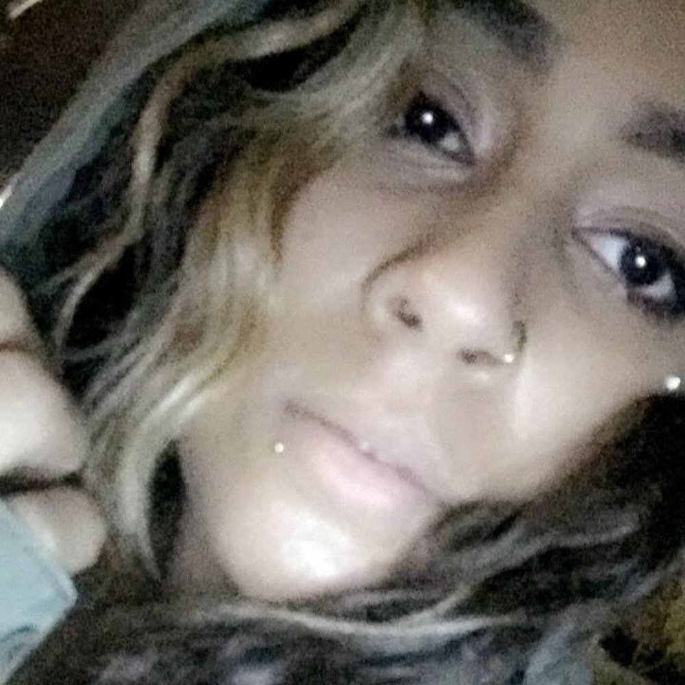 Meet your Posher, Shakira