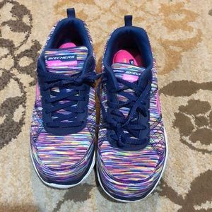 Sketchers memory foam sneakers