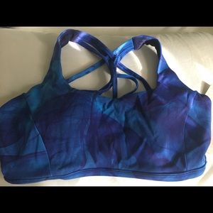 Lululemon Free To Be Tranquil Bra Size 10 NWT