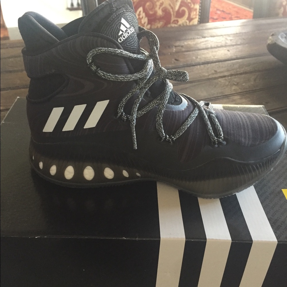 Adidas Crazy Explosive Basketball shoes NWT