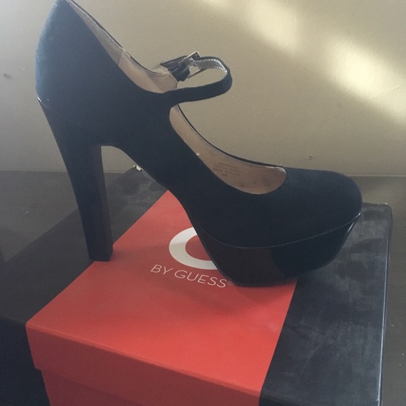 G By Guess Varika Black new in box size 8 - Picture 3 of 6