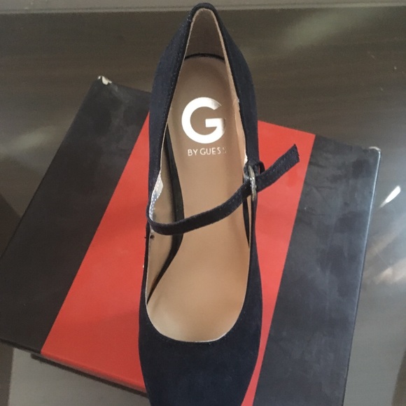 G By Guess Varika Black new in box size 8 - Picture 4 of 6
