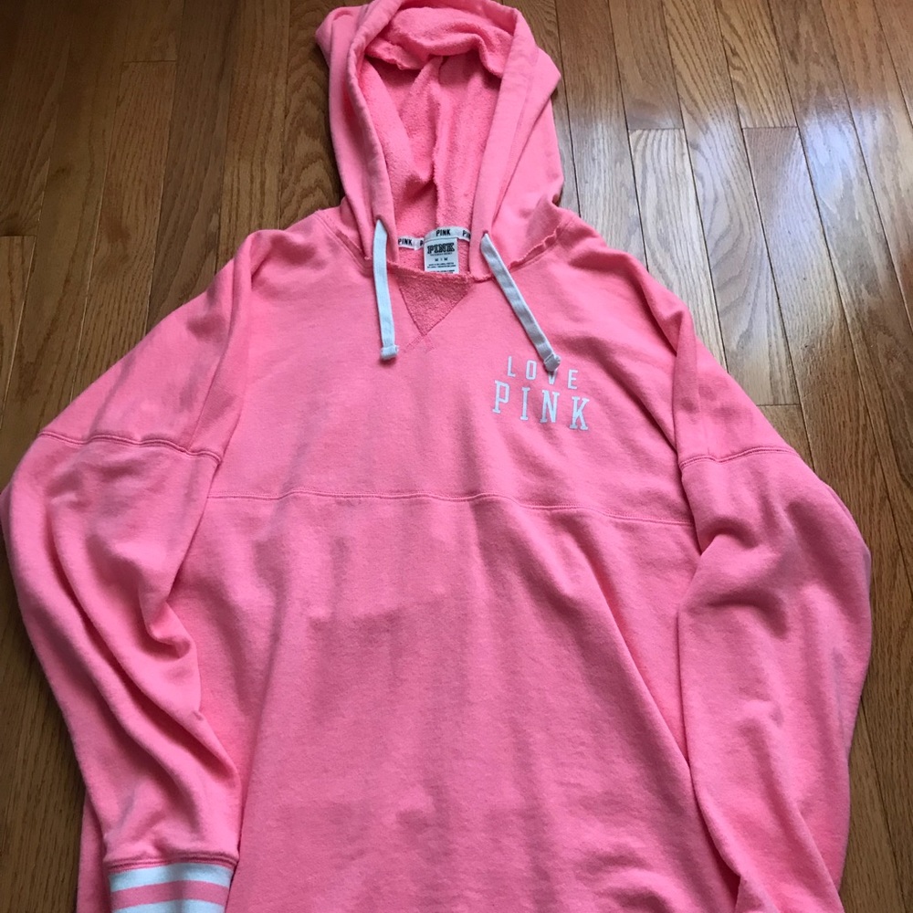 VS Pink sweatshirt