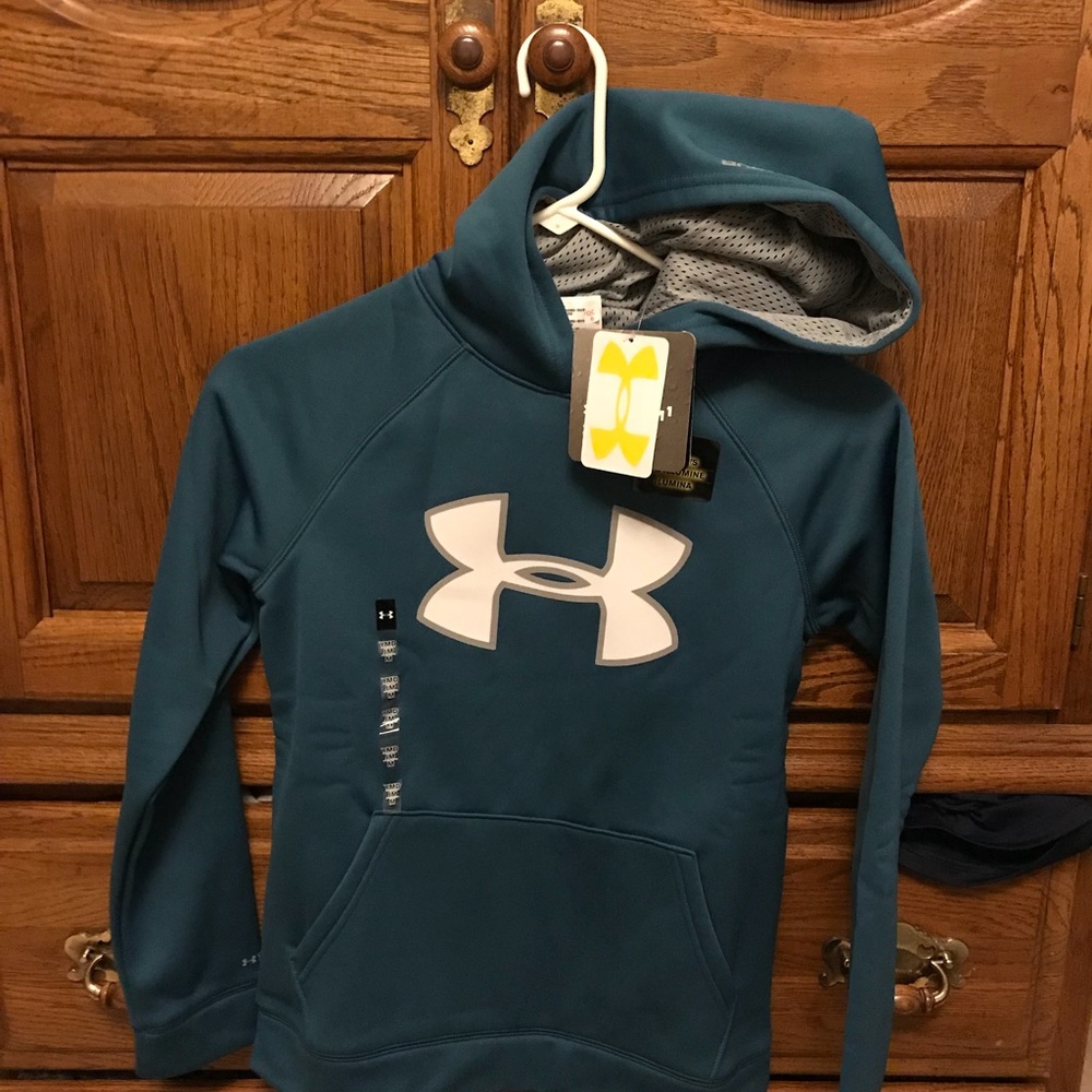 Under Armour cold gear hooded sweatshirt youth M