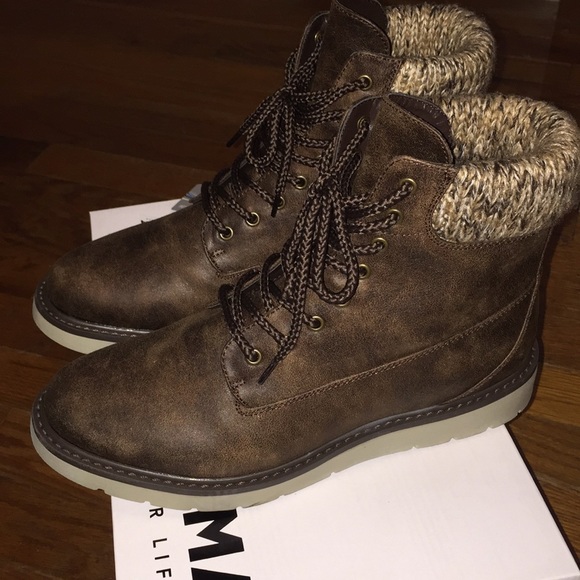 Fall/Winter boots - Picture 3 of 4