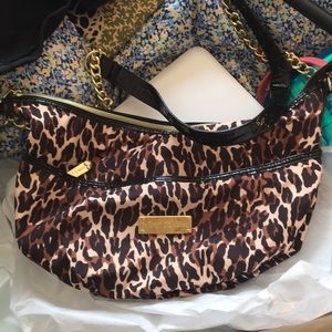 Betsey Johnson cross body 🎁🎄