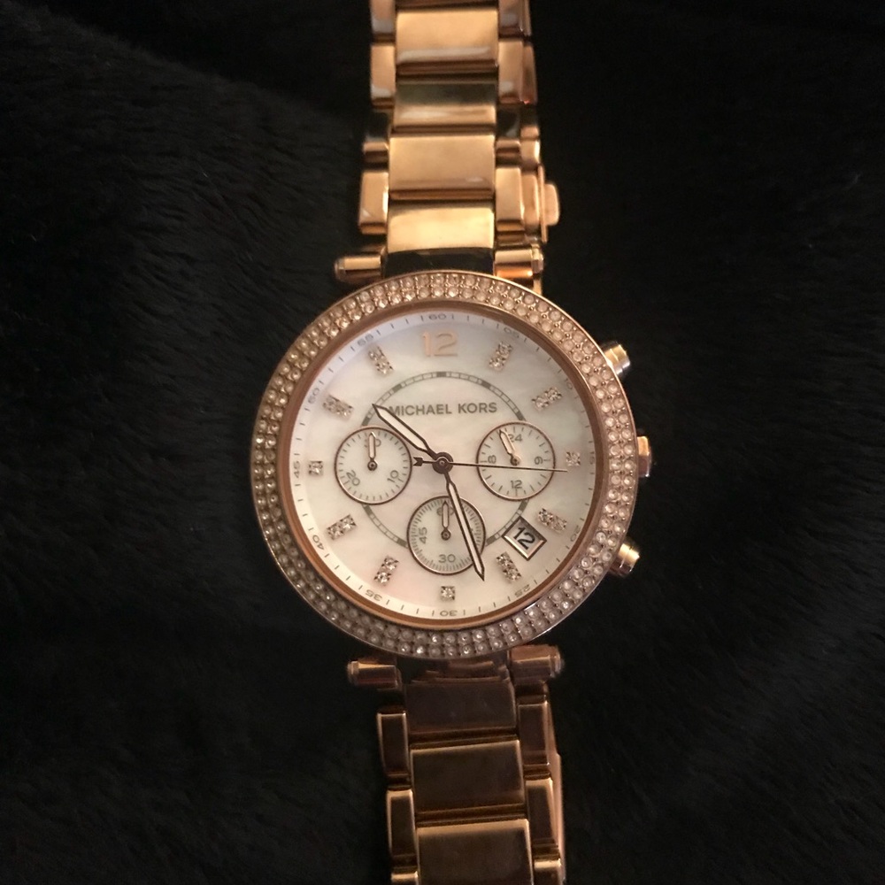 Michael Kors Rose gold watch