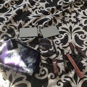 NWT Ulta  beauty bag